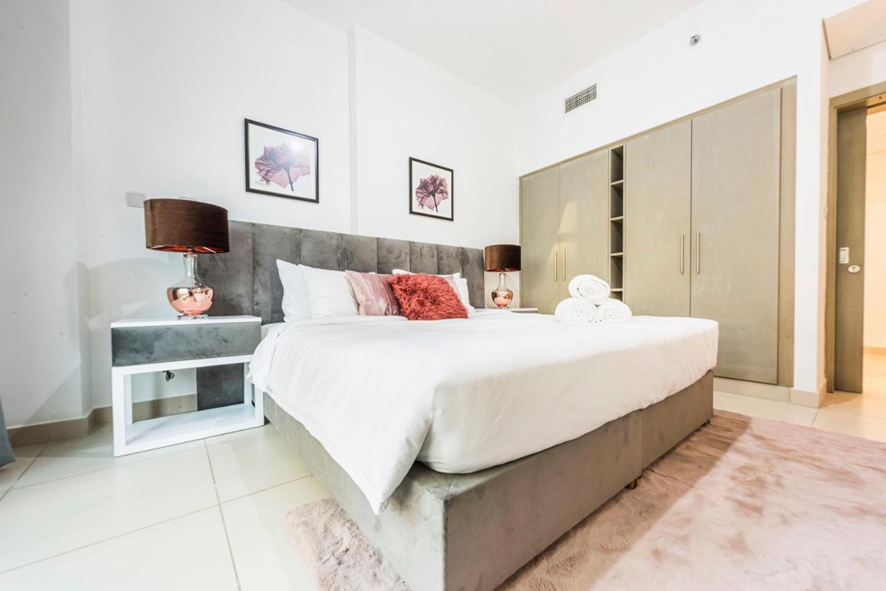 Bnbmehomes - The Lofts - Emaar Дубай Екстериор снимка